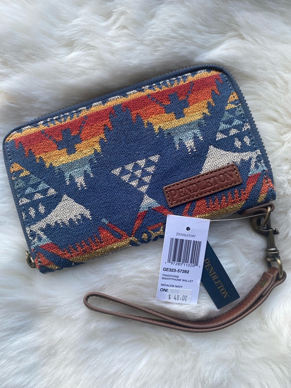 Pendleton Navy Multicolor Aztec Wristlet Wallet